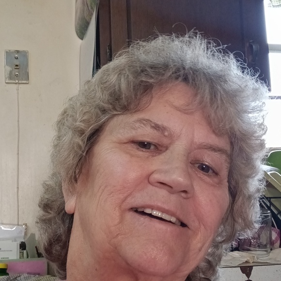 Meet your Posher, Gracie - Picture 2 of 2